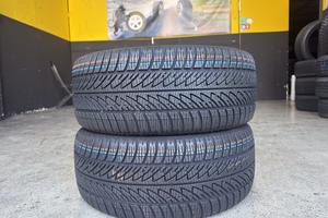 2 Gomme 225/40R18 92V Goodyear Inverno 90% residui