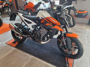 KTM 990 Duke 2026 TECH PACK OMAGGIO