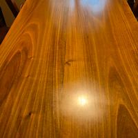 Tavolo e sei sedie in noce nazionale