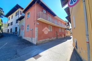CASA SEMINDIPENDENTE A VIVERONE