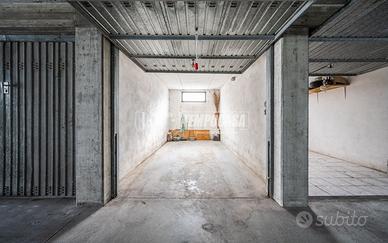 Box a Casalgrande Via 1º Maggio 1 locali