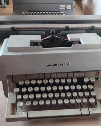 MACCHINA DA SCRIVERE VINTAGE OLIVETTI A 98