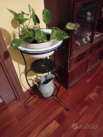 antico lavamani in ferro battuto