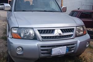 Ricambi Mitsubishi Pajero 5 porte 2006