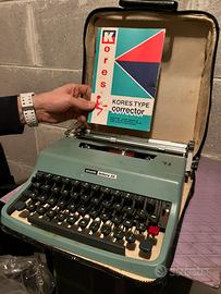 Macchina da scrivere vintage olivetti lettera 32