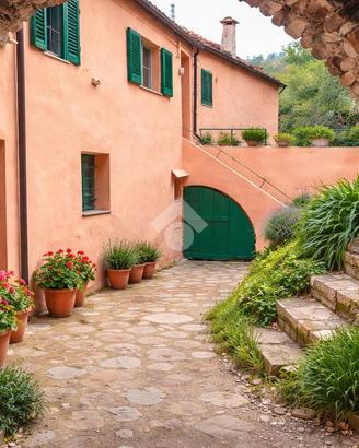 CASA SEMINDIPENDENTE A DIANO ARENTINO