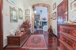 3 LOCALI A REGGIO NELL'EMILIA