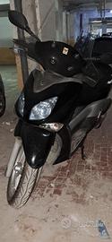 Yamaha X-city 250