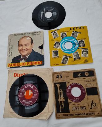 N.5 Dischi 45 giri in bachelite 