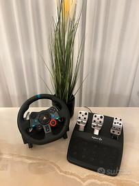 Logitech G29 Driving Force – Volante + Pedali