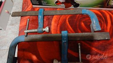 Strettoio a vite