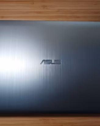 Laptop Asus 15.6" Intel i5 (settima generazione)