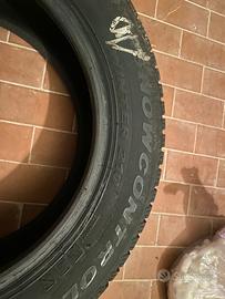 2 Pmeumatici Invernali Pirelli