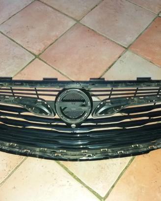 Opel Insigna GSI calandra anteriore