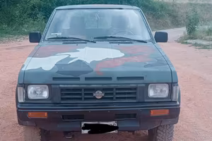 NISSAN PICK UP 