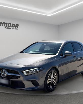 MERCEDES-BENZ A 180 d Automatic Business