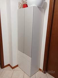 vetrina ed armadio