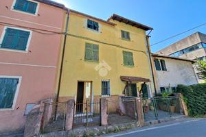 3 LOCALI A CERANESI