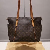 Borsa tote Louis Vuitton Totally