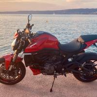 Ducati Monster 937