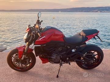 Ducati Monster 937