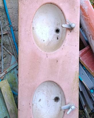 piastra marmo rosa con lavabo per bagno