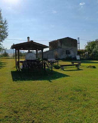 Si vende terreno edificabile con progetto.