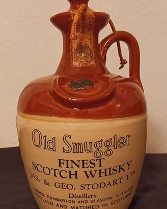 BOTTIGLIA VUOTA IN CERAMICA OLD SMUGGLER SCOTCH
