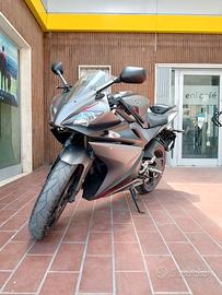 Yamaha YZF-R125 2012