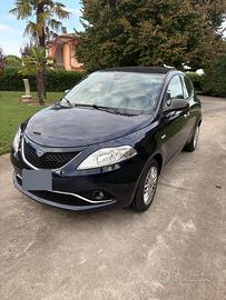 LANCIA YPSILON 5 porte - 1.2 fire 69 CV - 5 porte
