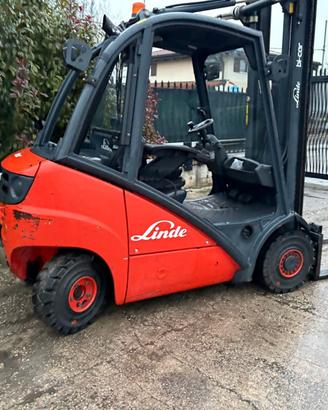 S107 Carrello elevatore Linde H20