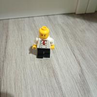 omino lego cameriere