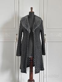 Cardigan traforato con collo in pelo