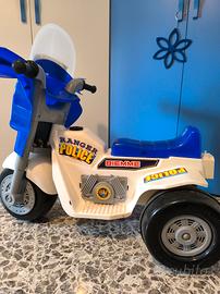 triciclo elettrico per bambini 
