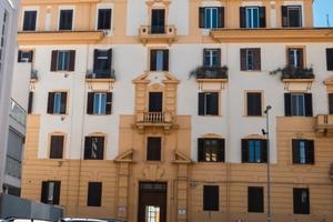 Appartamento palazzo storico-Politecnico Carrassi