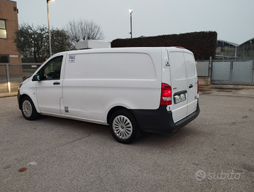 Mercedes vito frigo SINISTRATO