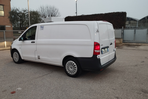 Mercedes vito frigo SINISTRATO