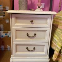 Arredamento completo per stanza in legno d qualità