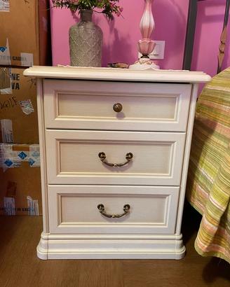 Arredamento completo per stanza in legno d qualità