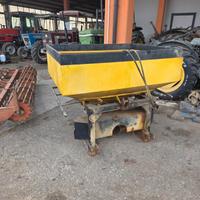 Spandiconcime agrimix 650 lt