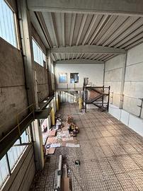 CAPANNONE A BRUGHERIO