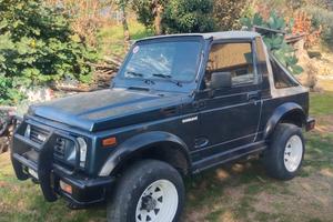 Suzuki samurai canadese 