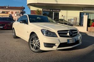 Mercedes-benz C 220 CDI BlueEFFICIENCY Avantgarde