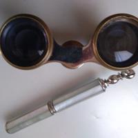 Binocolo da teatro in ottone e madreperla