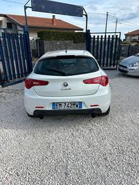 Alfa Romeo Giulietta 2.0 JTDm-2 140 CV Exclusive