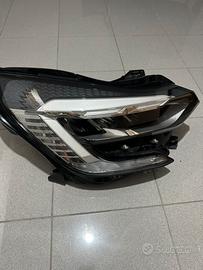 Faro anteriore destro Renault Captur II