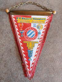 gagliardetto calcio Bayern Munchen