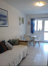 Bilocale con posto auto 20 m dal mare