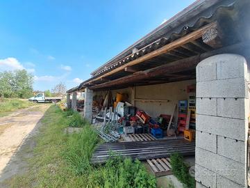 Capannone/magazzino