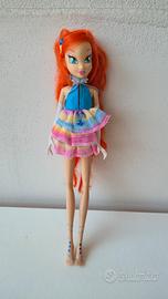 Bambola Bloom Winx Enchantix Giochi  Preziosi
